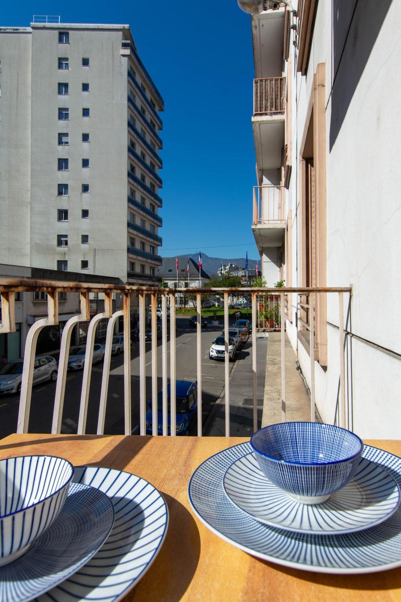 Appartement T3 Gare De Chambery Centre Ville Extérieur photo